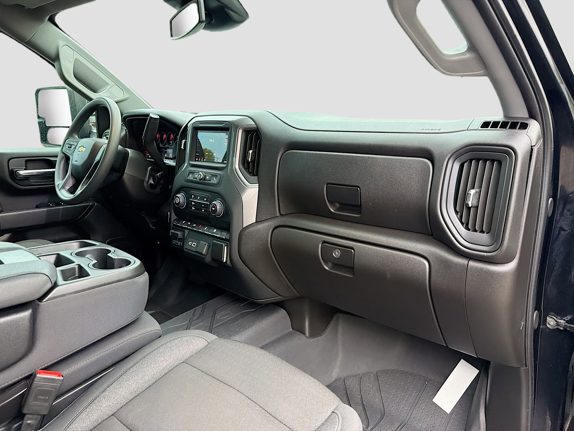 Used 2024 Chevrolet Silverado 2500 Custom w/ Custom Value Package image 13