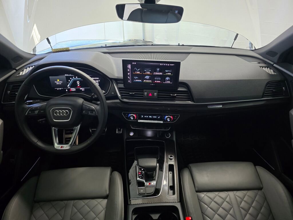 Used 2025 Audi SQ5 Premium Plus w/ Premium Plus Package image 18