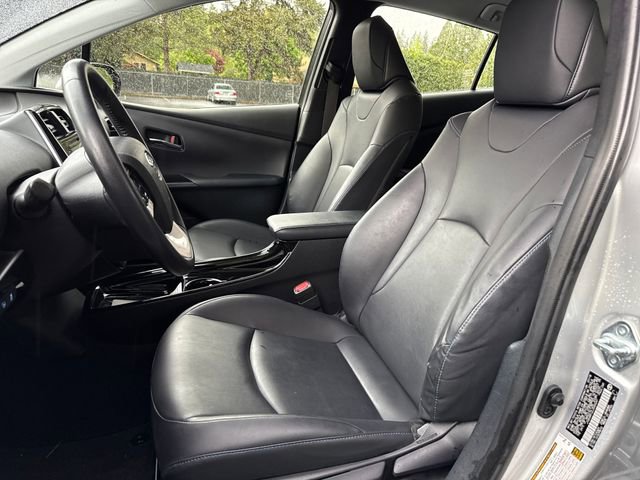 Used 2018 Toyota Prius Three Touring FWD image 10