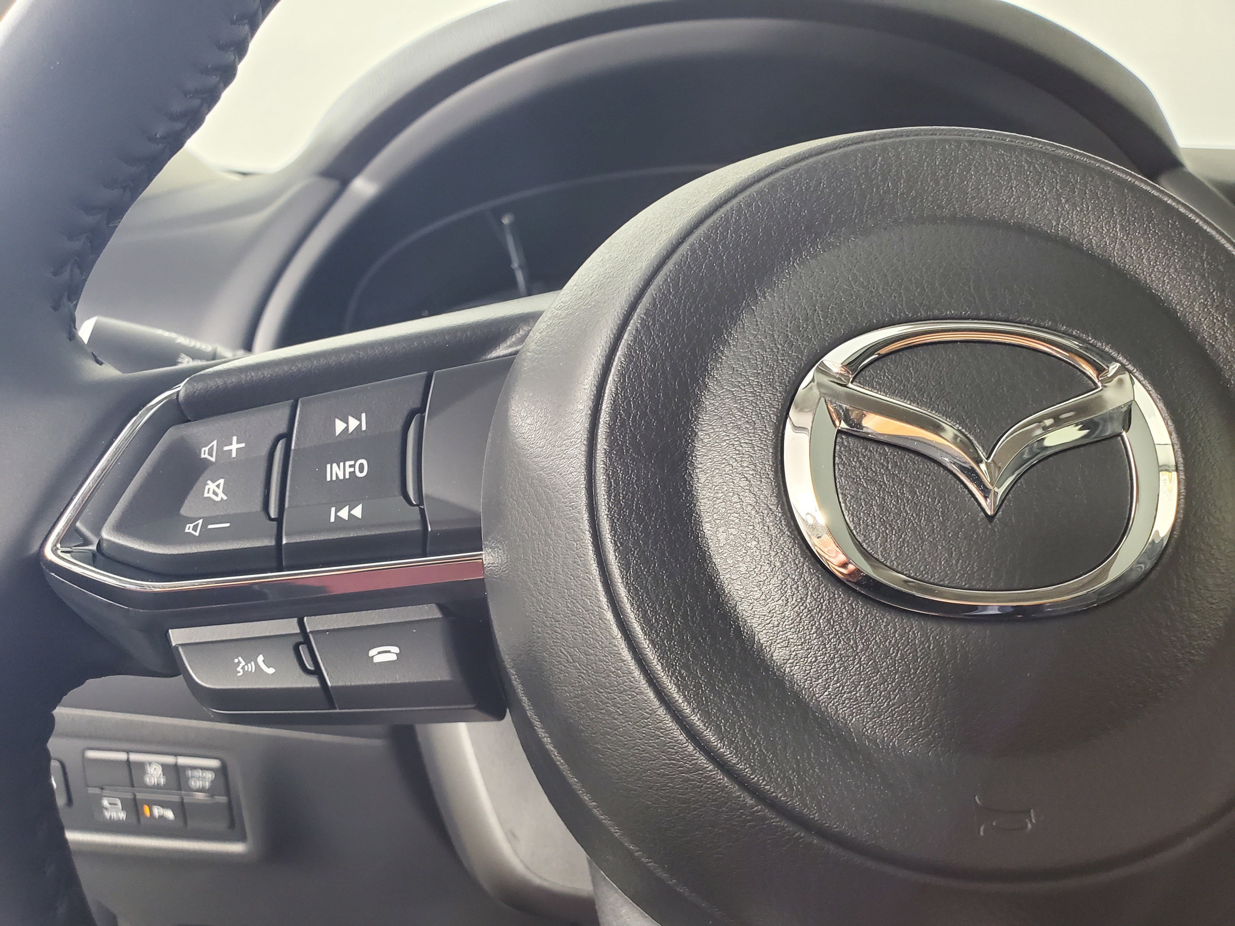 New 2025 MAZDA CX-5 AWD 2.5 S w/ Premium Plus Pkg image 15