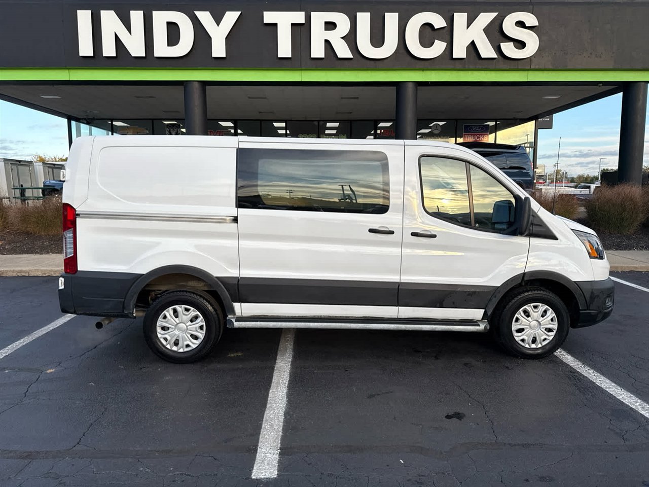 Used 2024 Ford Transit 250 Low Roof w/ Exterior Upgrade Package image 1