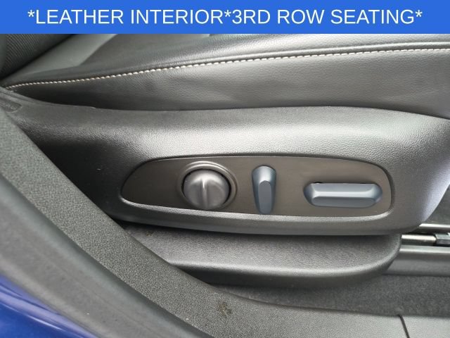 Used 2023 GMC Acadia SLT w/ Preferred Package FWD image 62