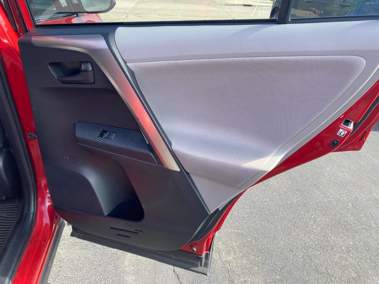 Used 2013 Toyota RAV4 XLE image 66