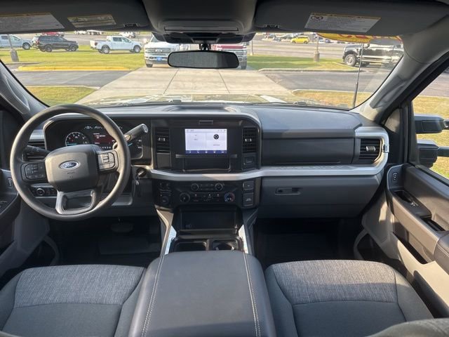 Used 2025 Ford F350 XLT w/ 360-Degree Camera Package AWD/4WD image 18