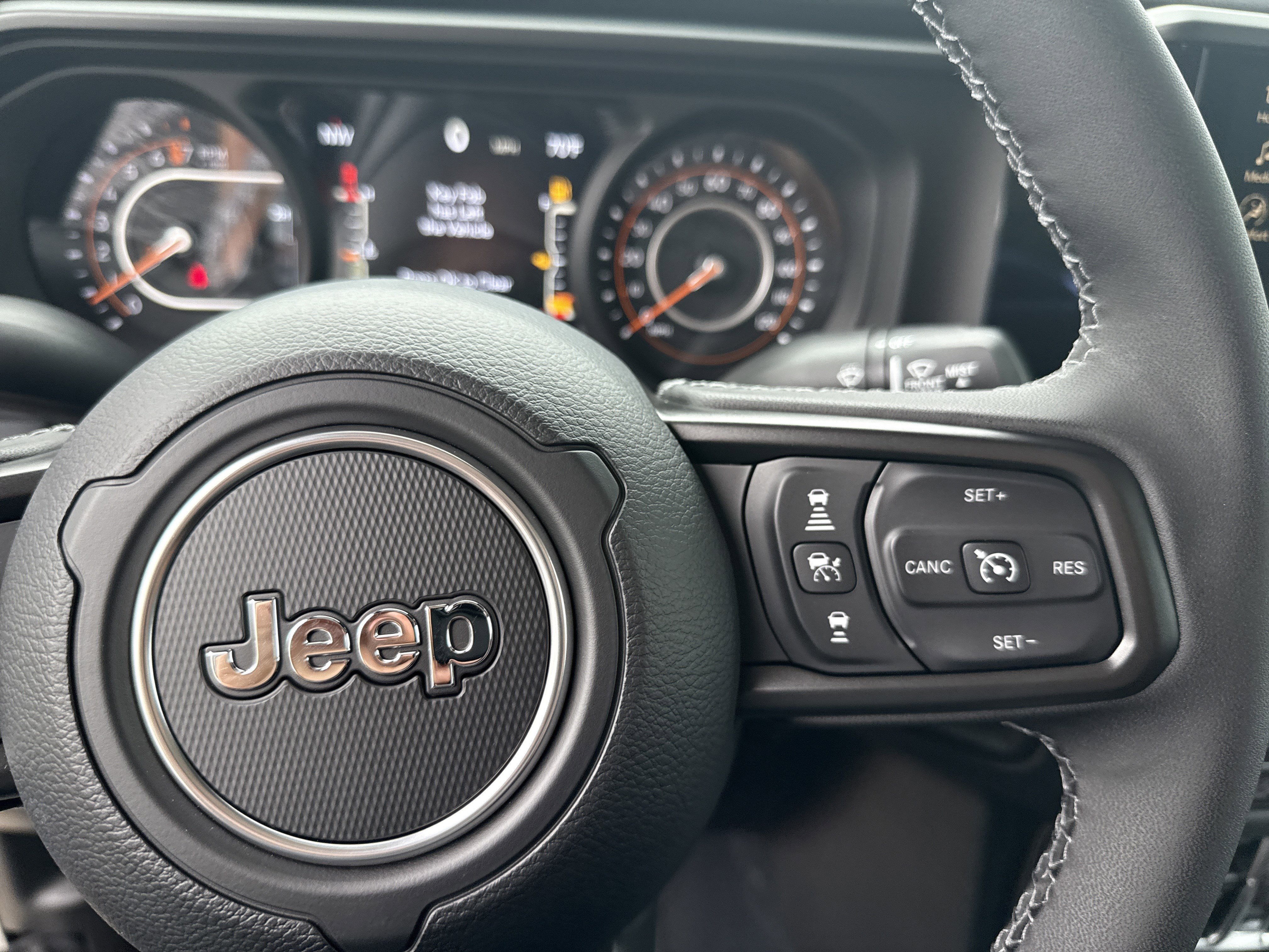 New 2025 Jeep Gladiator Sport w/ Premium Package image 26