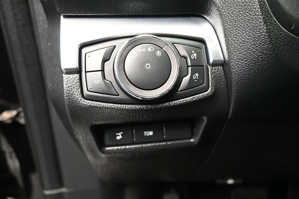Used 2019 Ford Explorer Sport AWD/4WD image 12