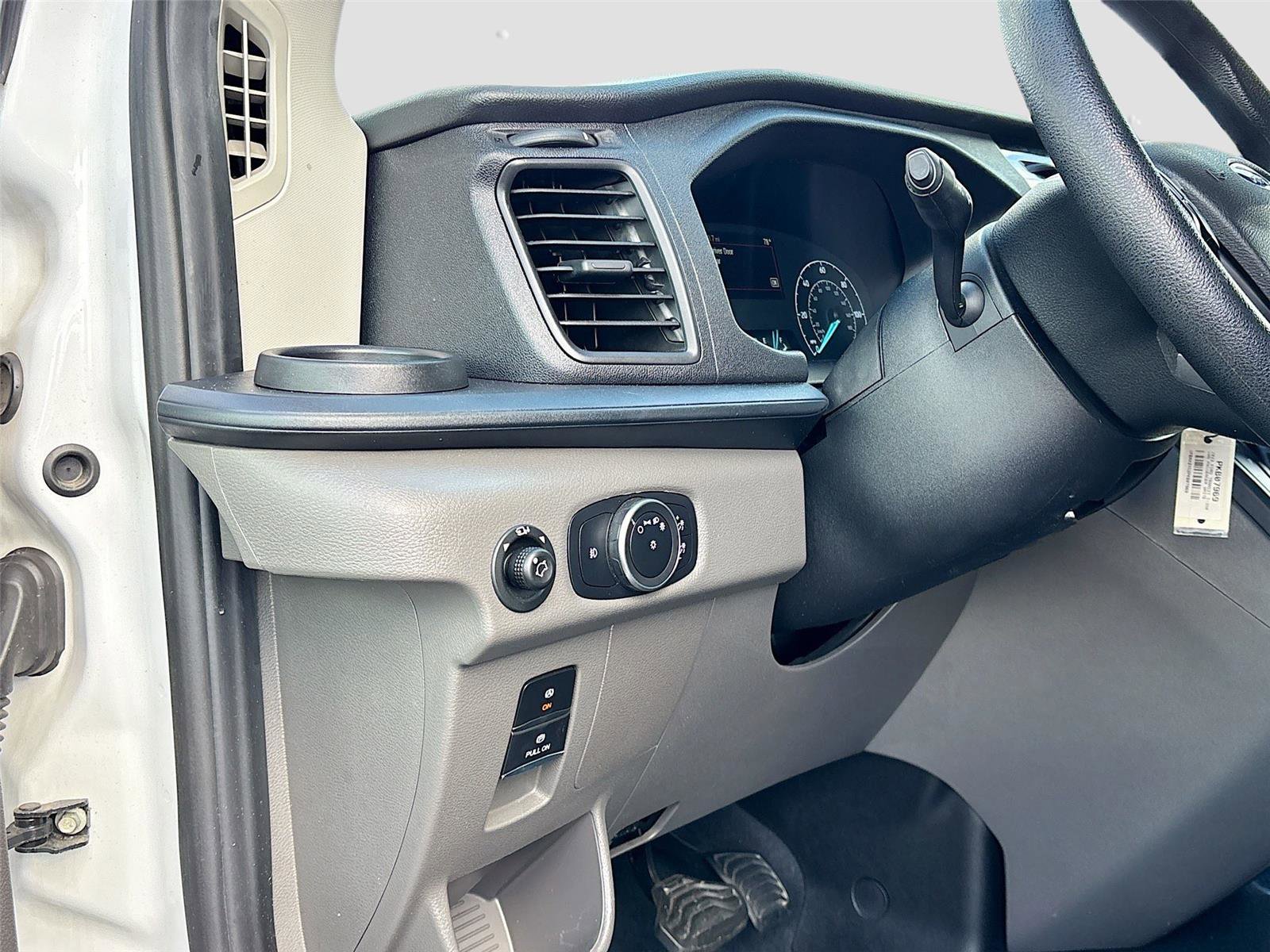 Used 2023 Ford Transit 350 XLT image 10