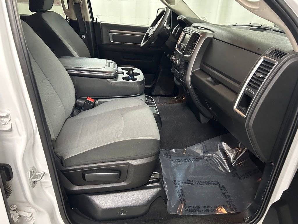 Used 2022 RAM 1500 Classic SLT w/ Protection Group AWD/4WD image 13