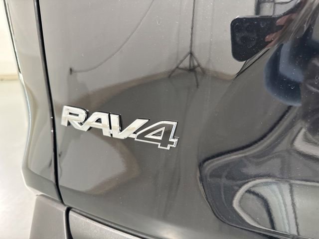 New 2025 Toyota RAV4 XLE image 10