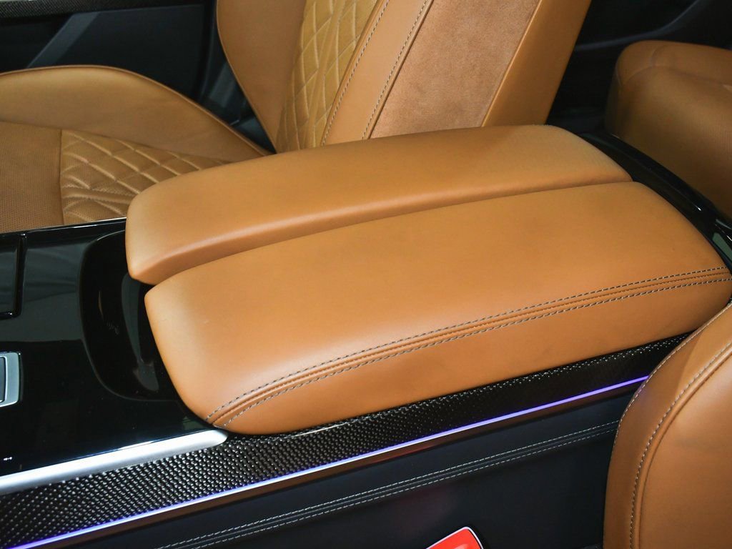 Used 2022 Audi S8 w/ S8 Comfort Plus Package AWD/4WD image 59