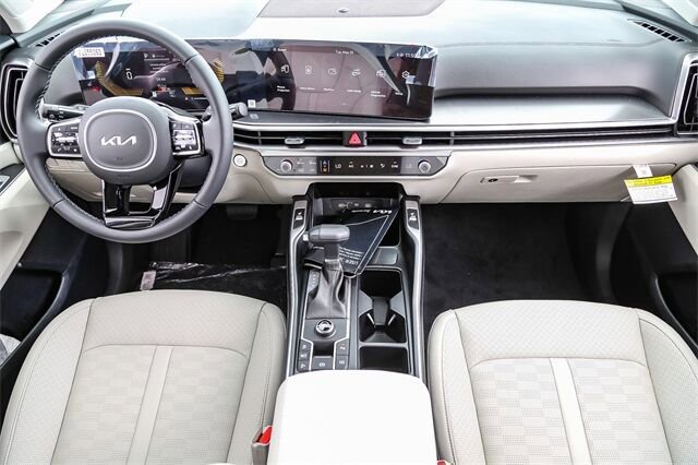 New 2025 Kia Sorento S w/ Panoramic Sunroof Package image 9