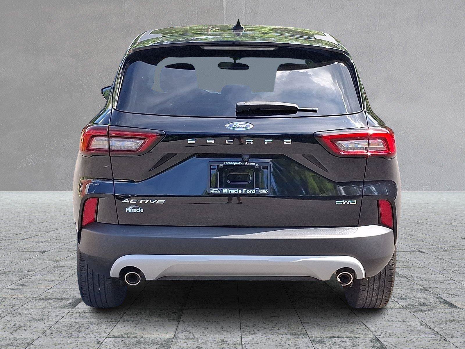 Used 2023 Ford Escape Active AWD/4WD image 5