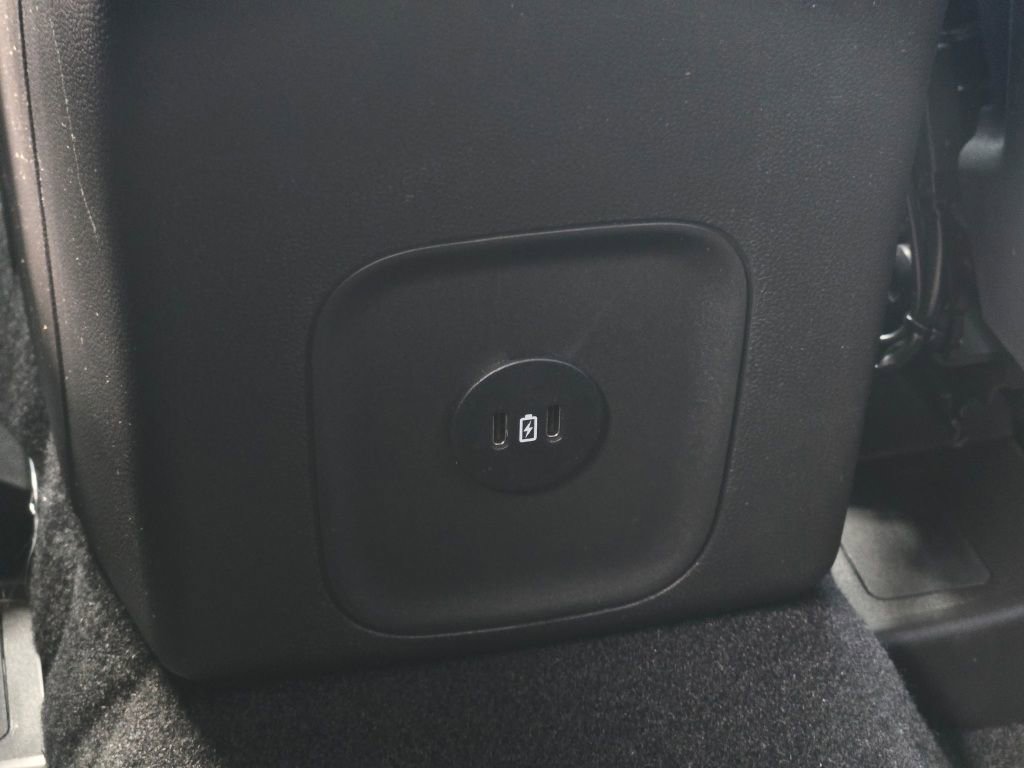 Used 2024 Ford Escape SE image 19