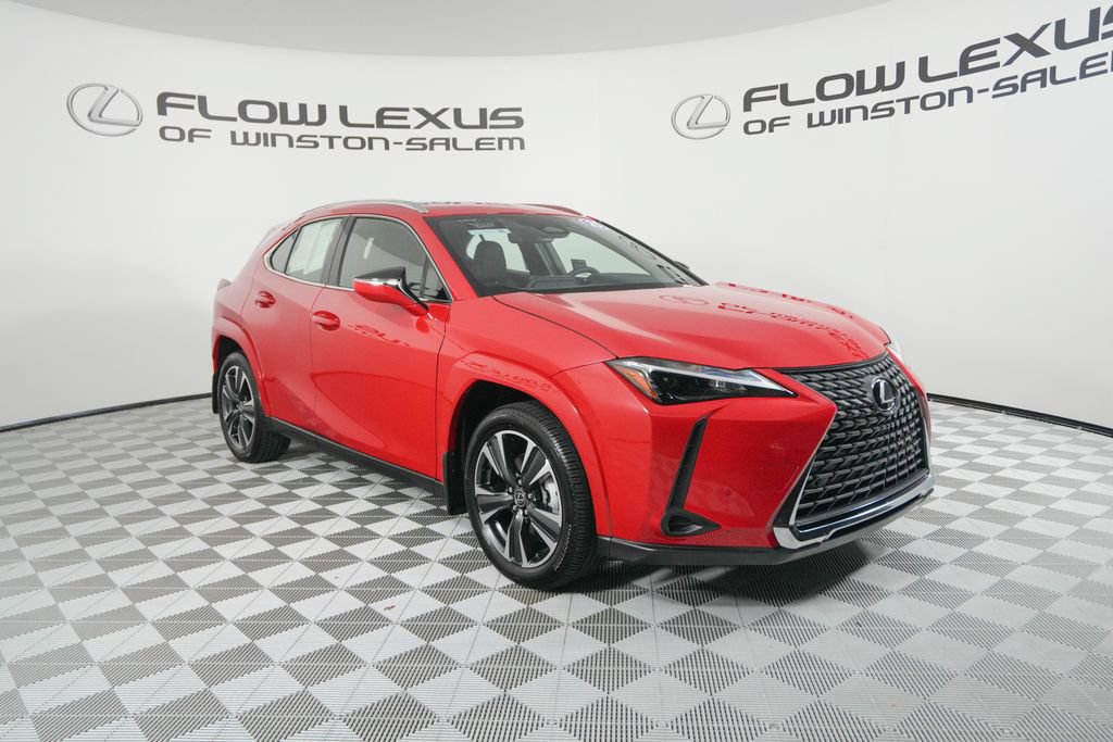 Certified 2025 Lexus UX 300h FWD w/ Accessory Package (Z1) image 3
