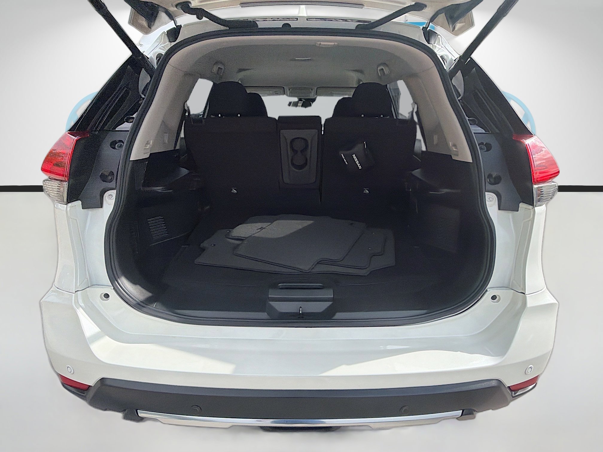 Used 2020 Nissan Rogue SV FWD image 26