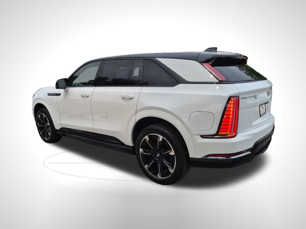 Used 2025 Cadillac Escalade IQ Sport 1 w/ Smart Trailering package image 8