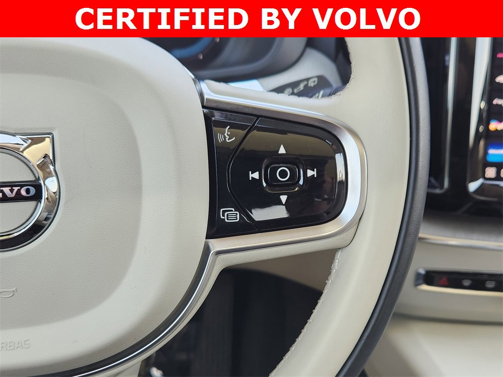 Used 2023 Volvo XC60 T8 Plus w/ Protection Package Premier image 18