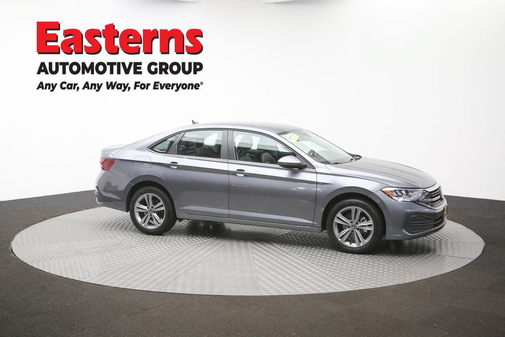 Used 2024 Volkswagen Jetta SE FWD image 41