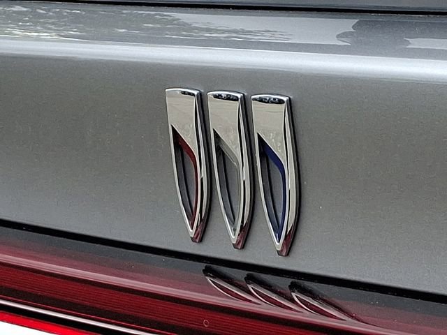 Used 2025 Buick Enclave Preferred image 34