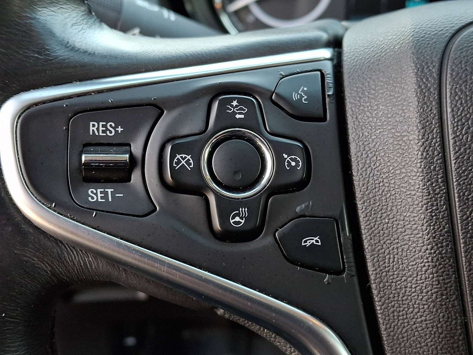 Used 2017 Buick Regal Premium w/ Driver Confidence Package #1 image 22