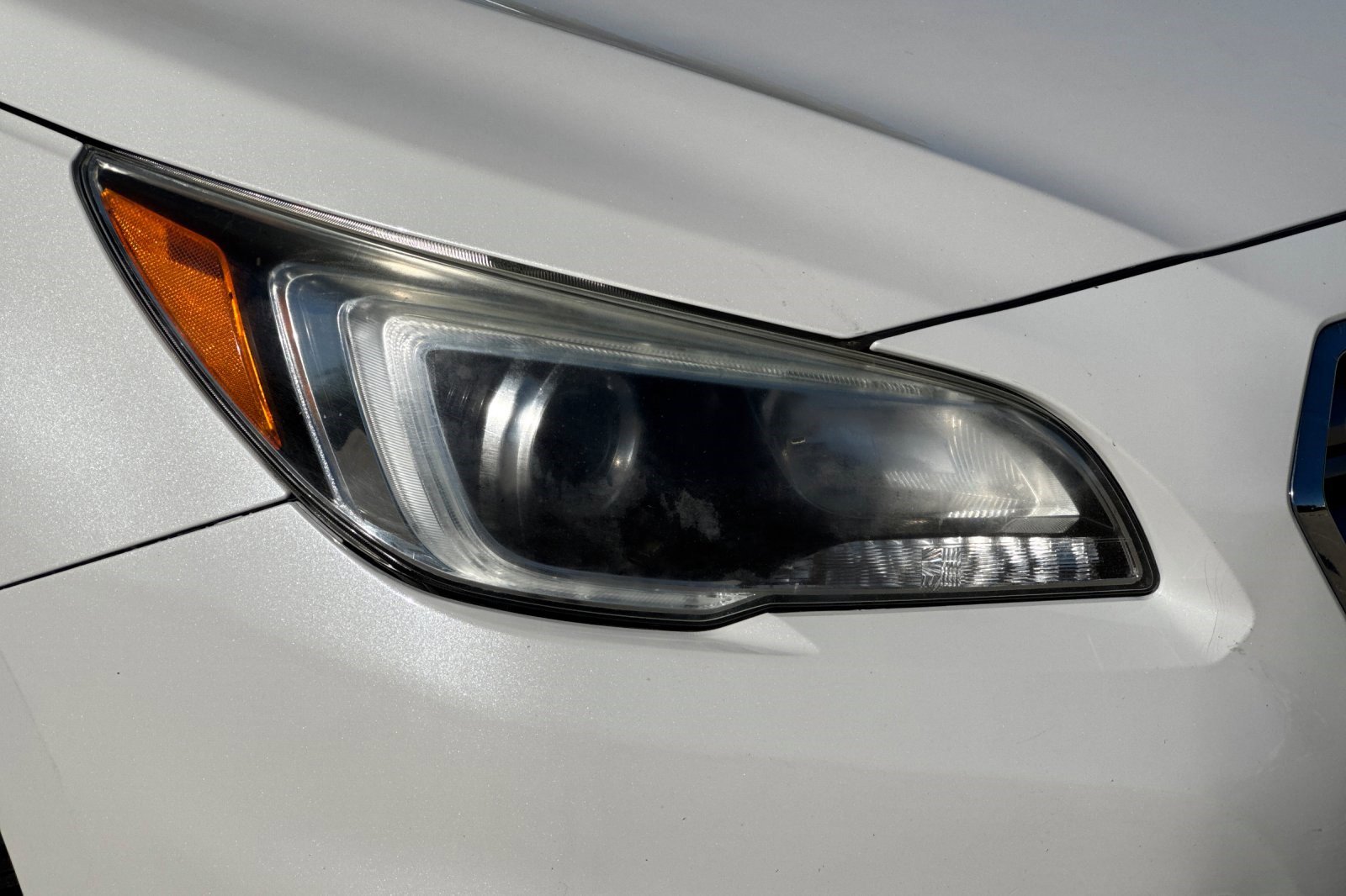 Used 2015 Subaru Outback 3.6R Limited image 11