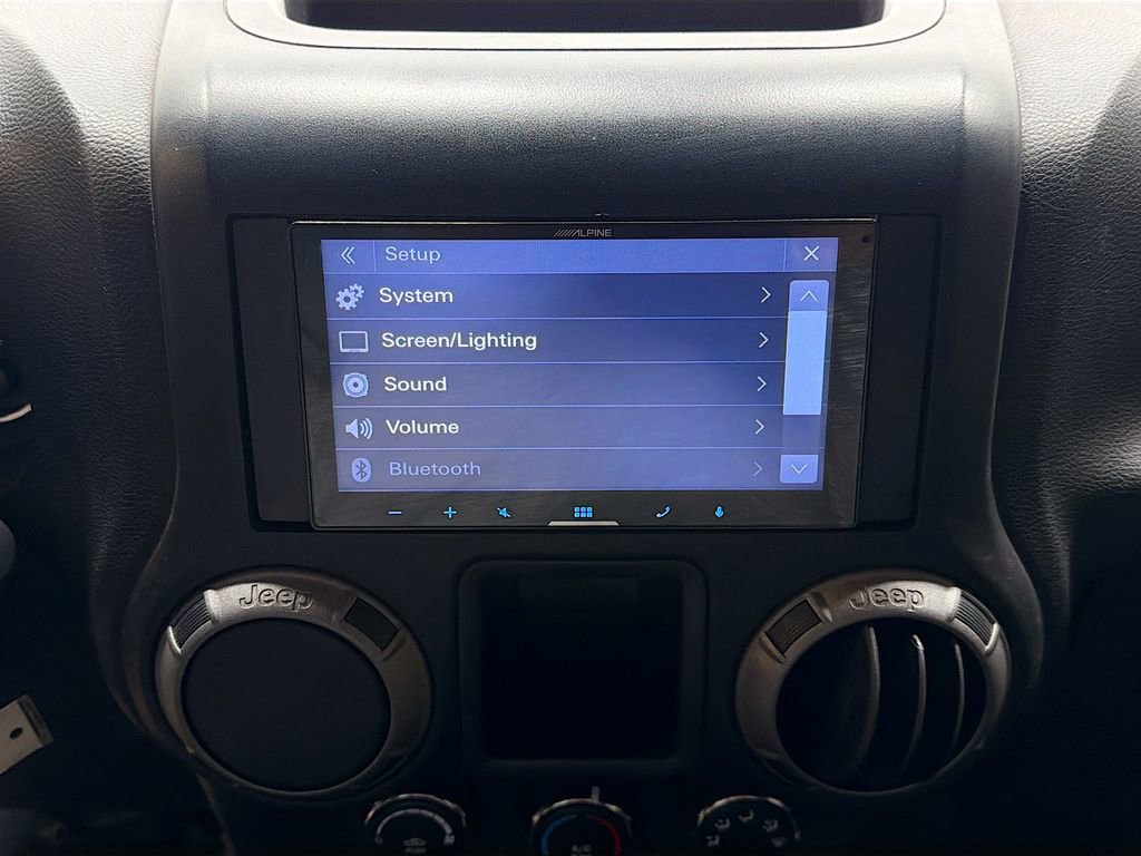 Used 2013 Jeep Wrangler Sport image 27