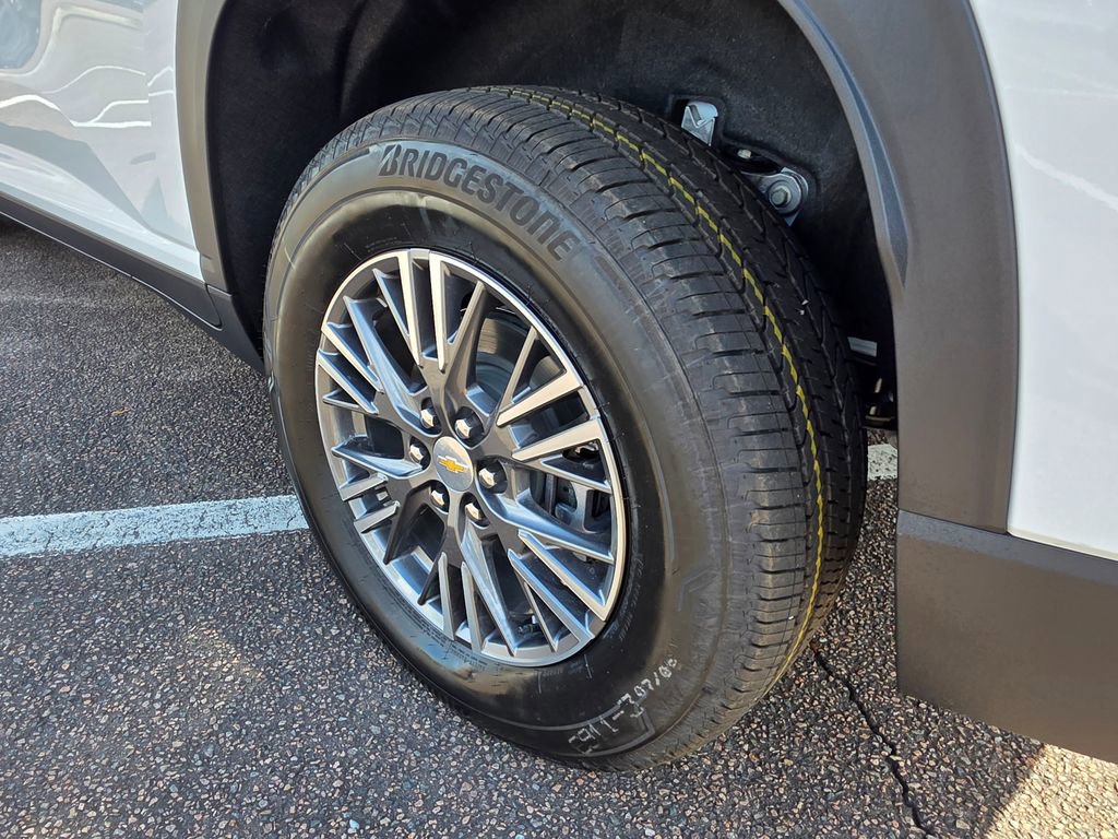 New 2026 Chevrolet Traverse LT w/ LPO, Floor Liner Package image 23