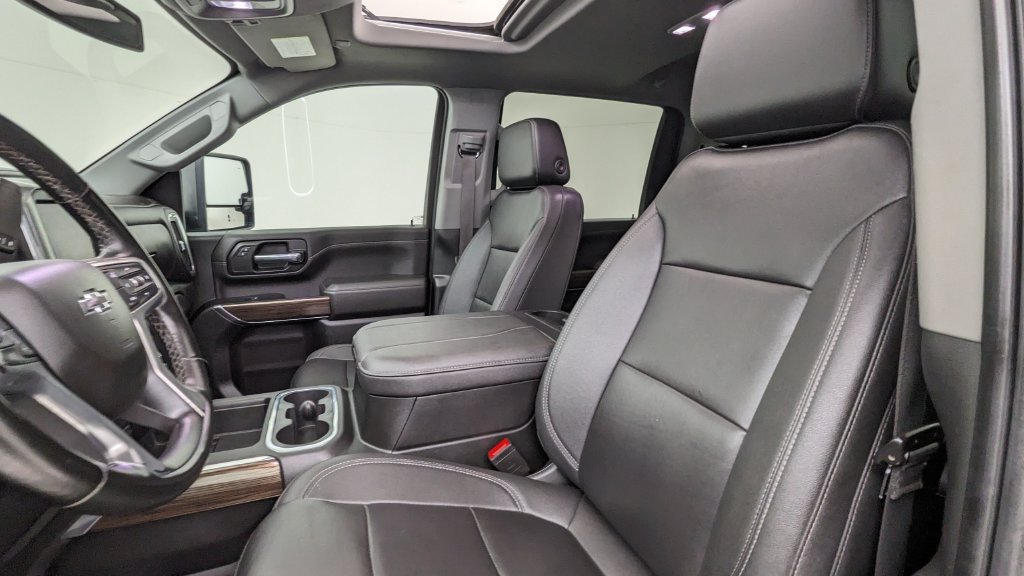 Used 2023 Chevrolet Silverado 2500 LT w/ True North Edition AWD/4WD image 2