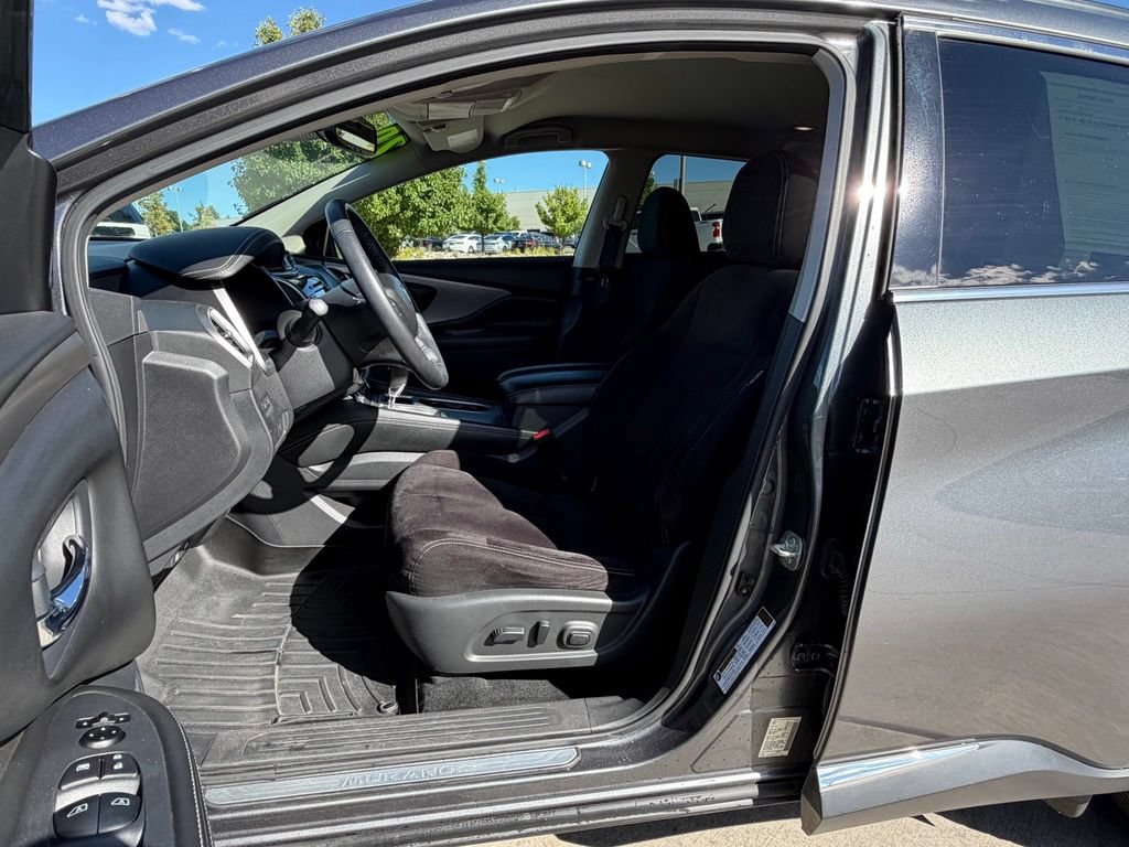Used 2020 Nissan Murano SV AWD/4WD image 12