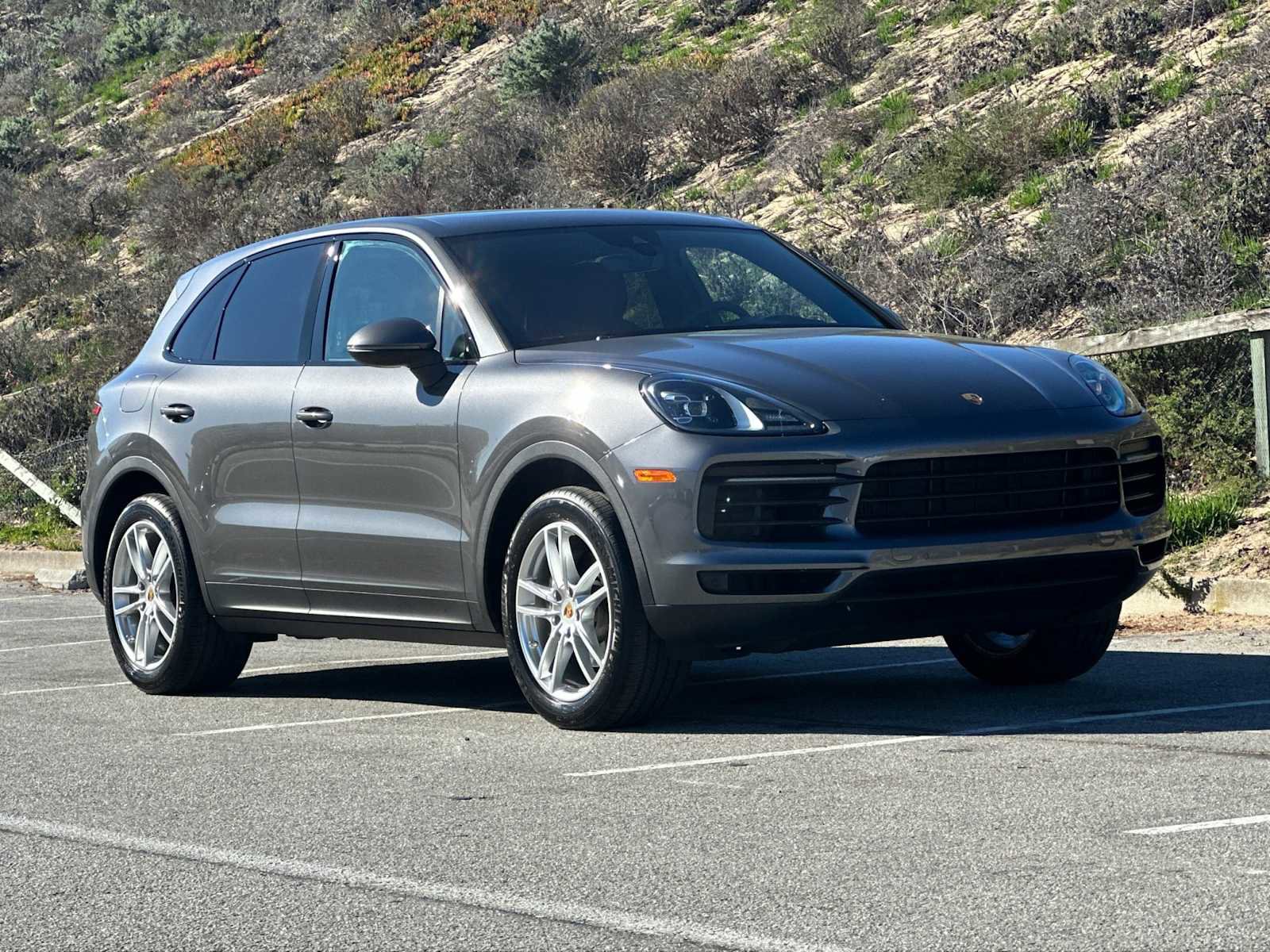 Certified 2019 Porsche Cayenne image 10