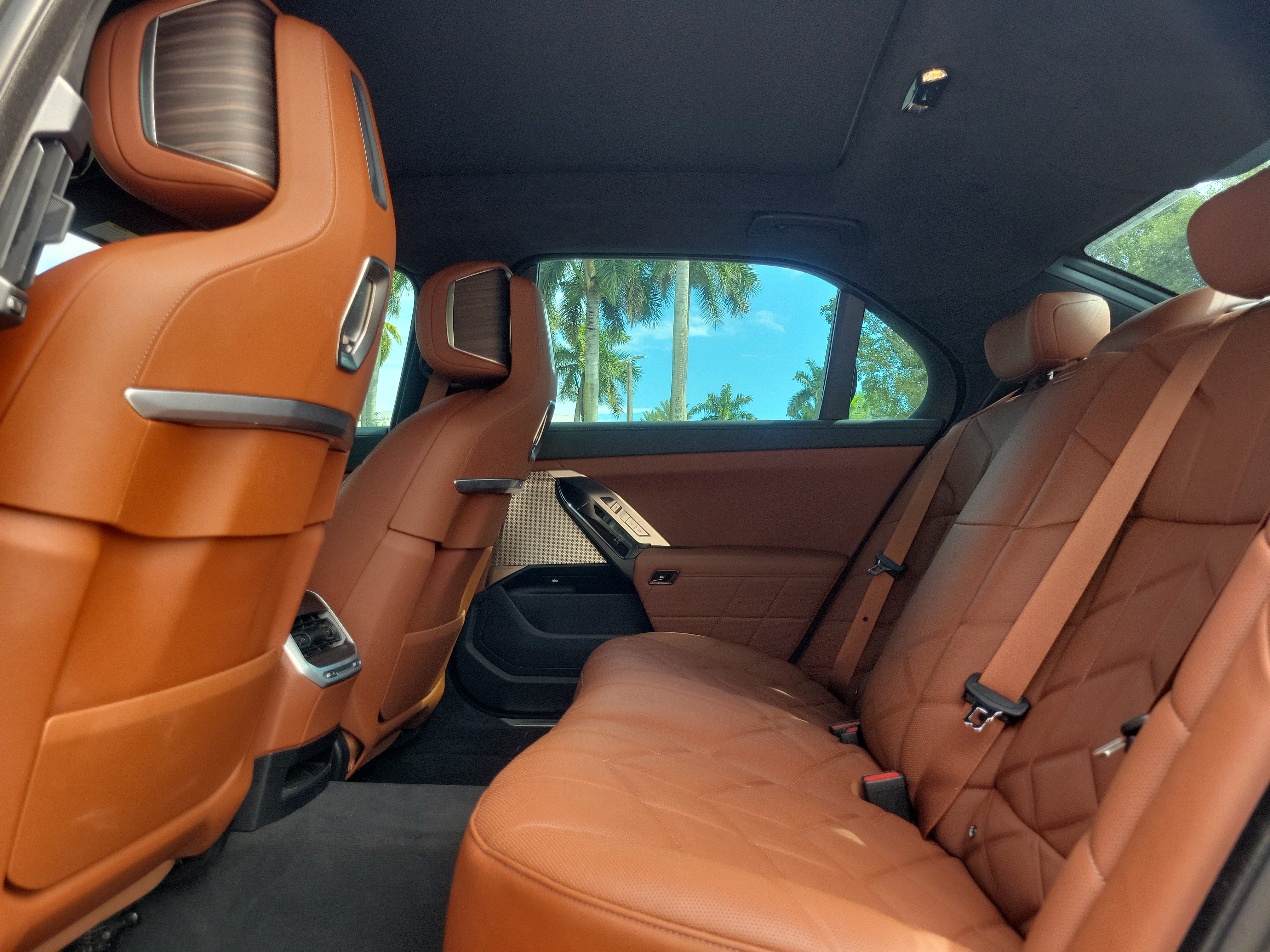 Certified 2023 BMW 740i RWD image 14