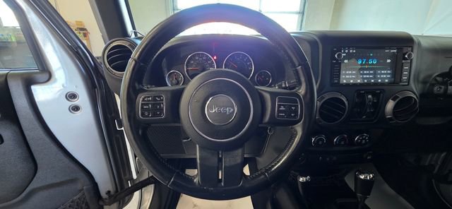 Used 2016 Jeep Wrangler Unlimited Willys image 14