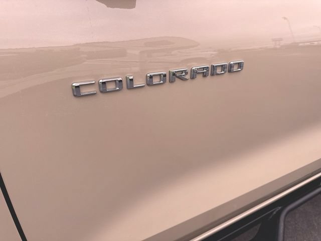 Used 2024 Chevrolet Colorado ZR2 w/ Technology Package AWD/4WD image 31