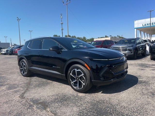 New 2026 Chevrolet Equinox EV LT image 1