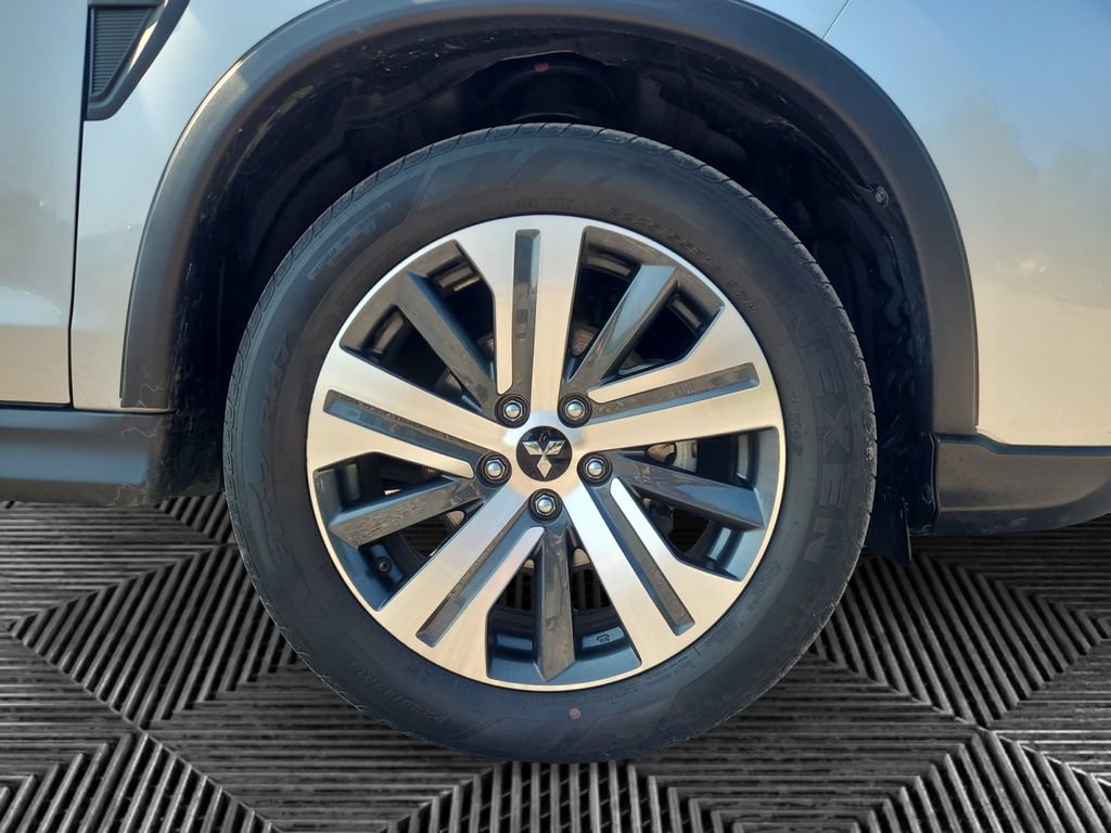 Used 2024 Mitsubishi Outlander Sport ES AWD/4WD image 16