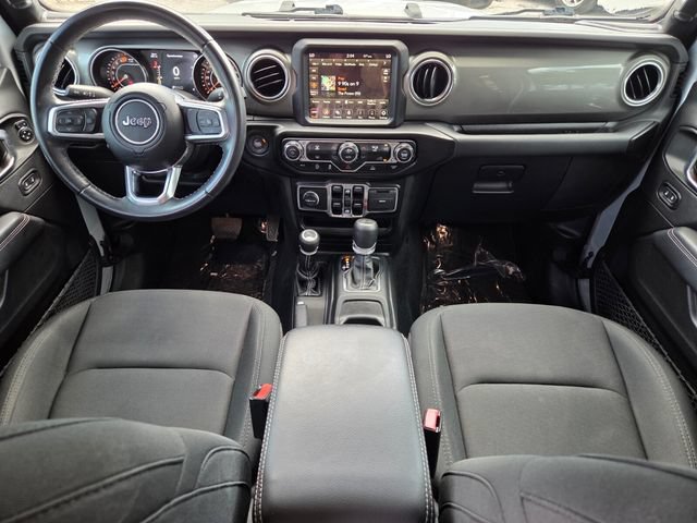 Used 2022 Jeep Wrangler Unlimited Sahara AWD/4WD image 15
