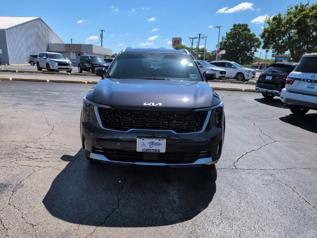 Used 2025 Kia Sorento EX AWD/4WD image 16