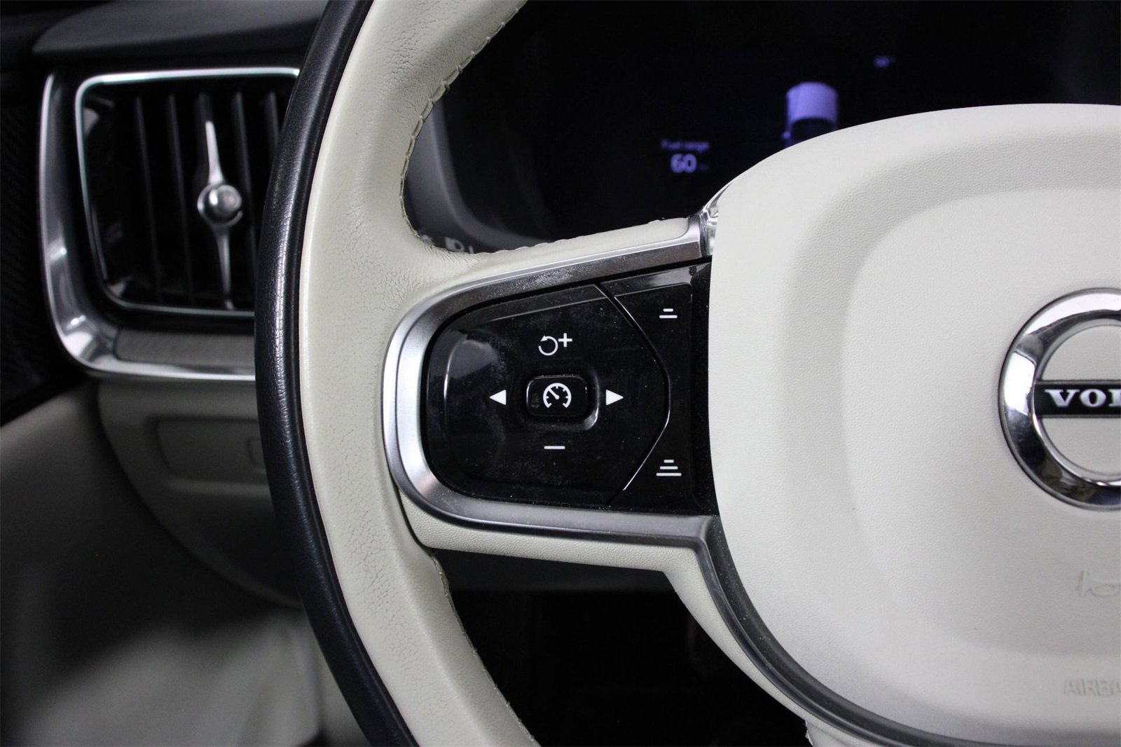 Certified 2025 Volvo S60 T8 Plus w/ Climate Package image 10