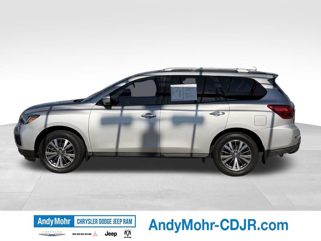 Used 2020 Nissan Pathfinder S FWD image 4