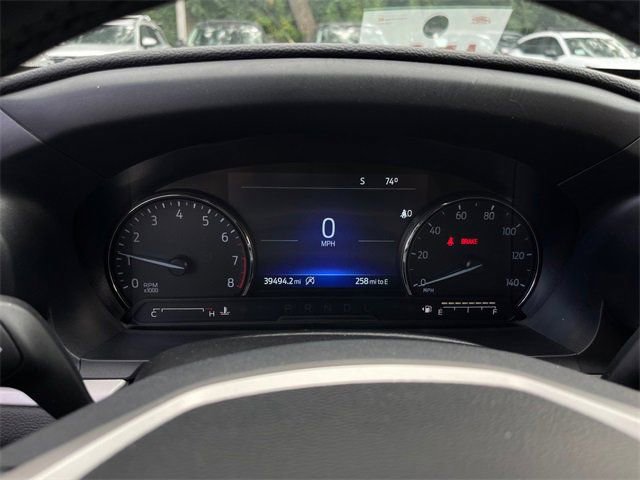 Used 2024 Ford Explorer XLT w/ Equipment Group 202A image 12