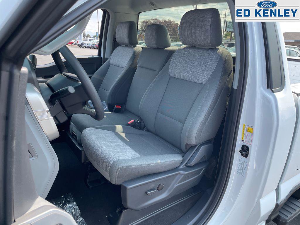 New 2026 Ford F350 XLT image 3