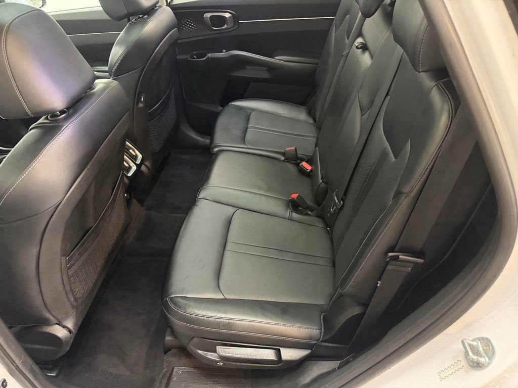 Used 2021 Kia Sorento S w/ Panoramic Sunroof Package image 39