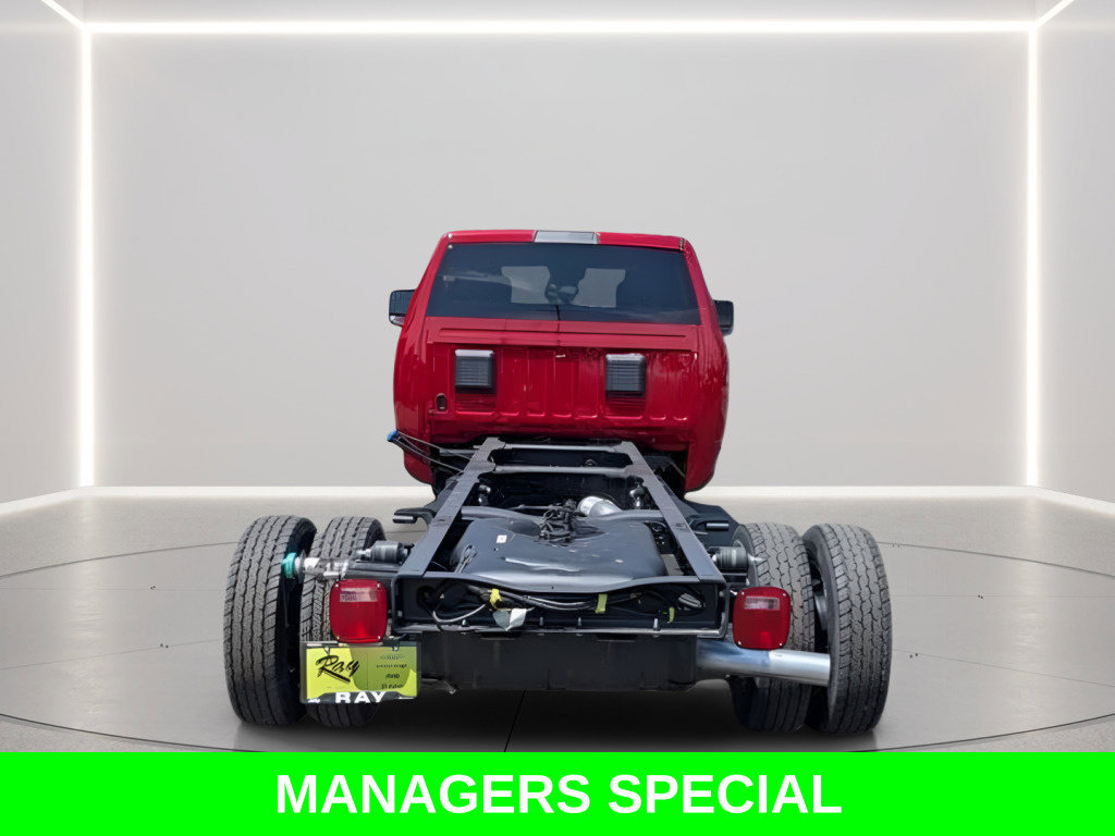New 2026 RAM 5500 Tradesman AWD/4WD image 7
