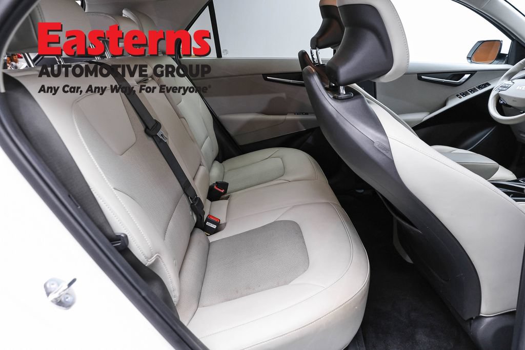 Used 2023 Kia Niro Wind w/ Wind Preserve Package FWD image 25