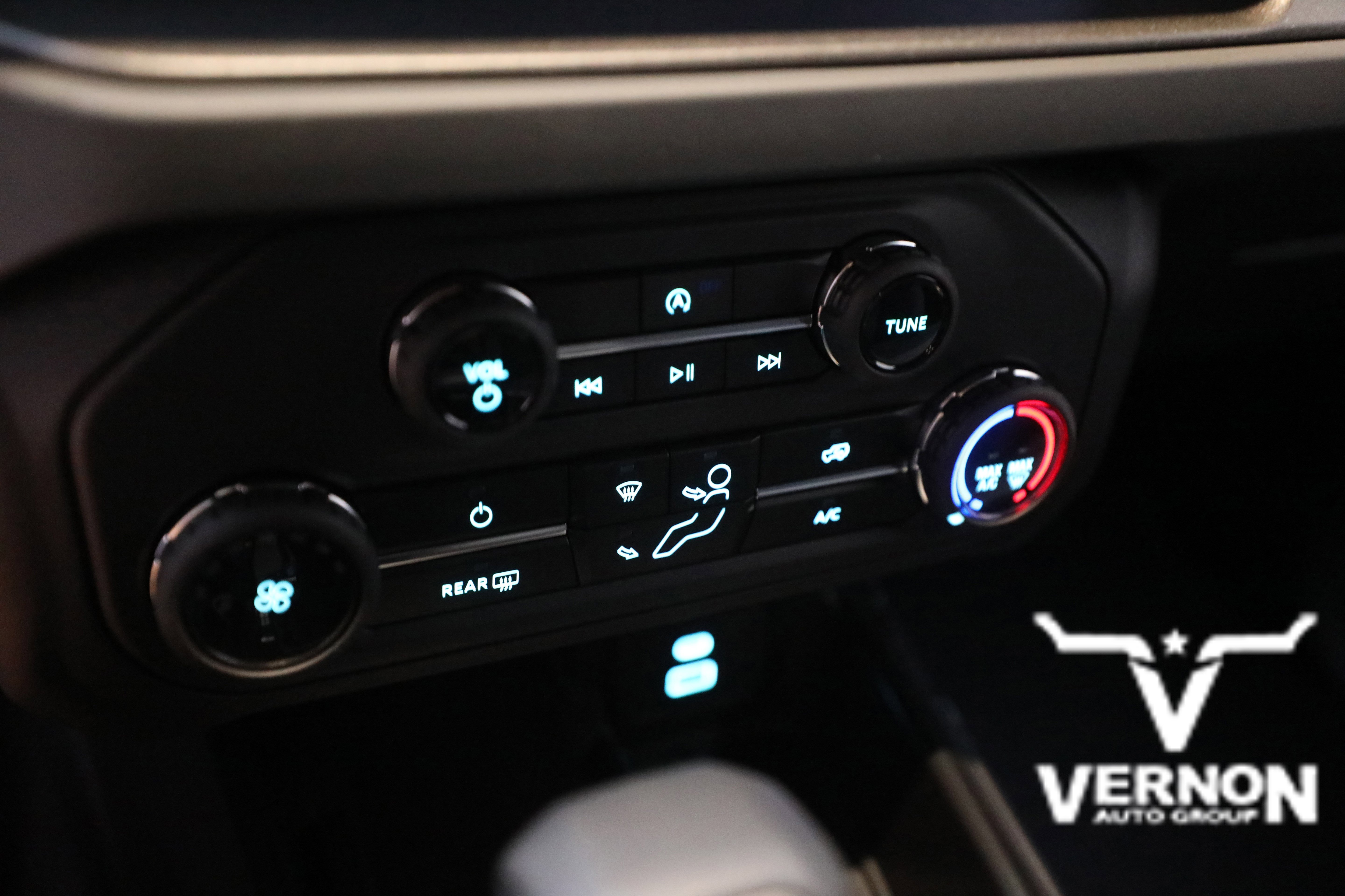 New 2025 Ford Bronco Big Bend image 28