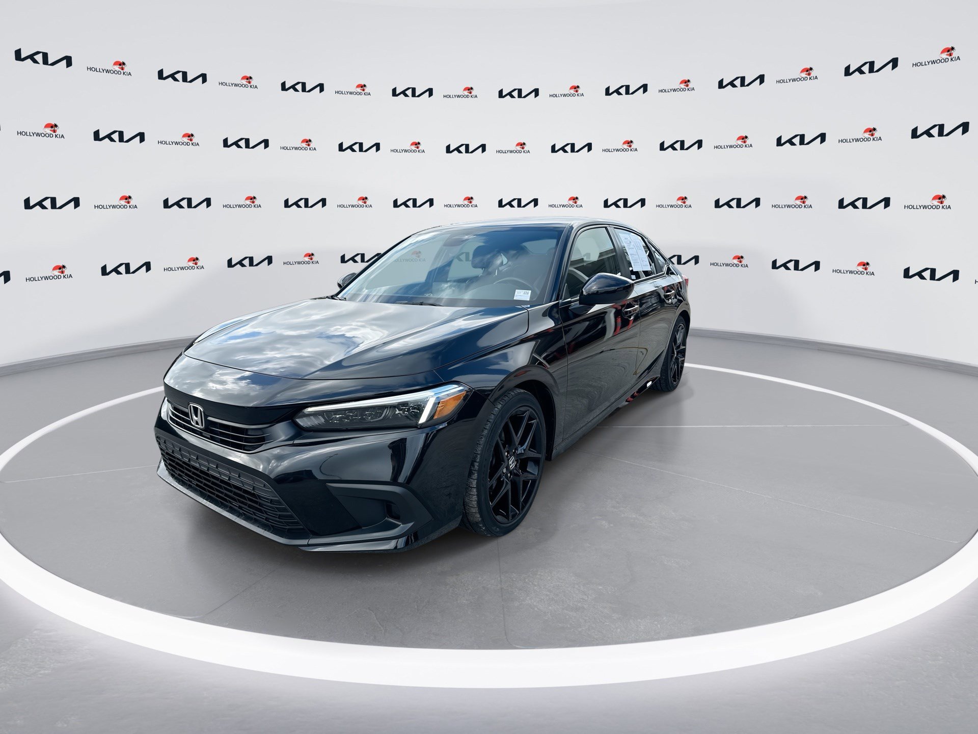 Used 2024 Honda Civic Sport image 4