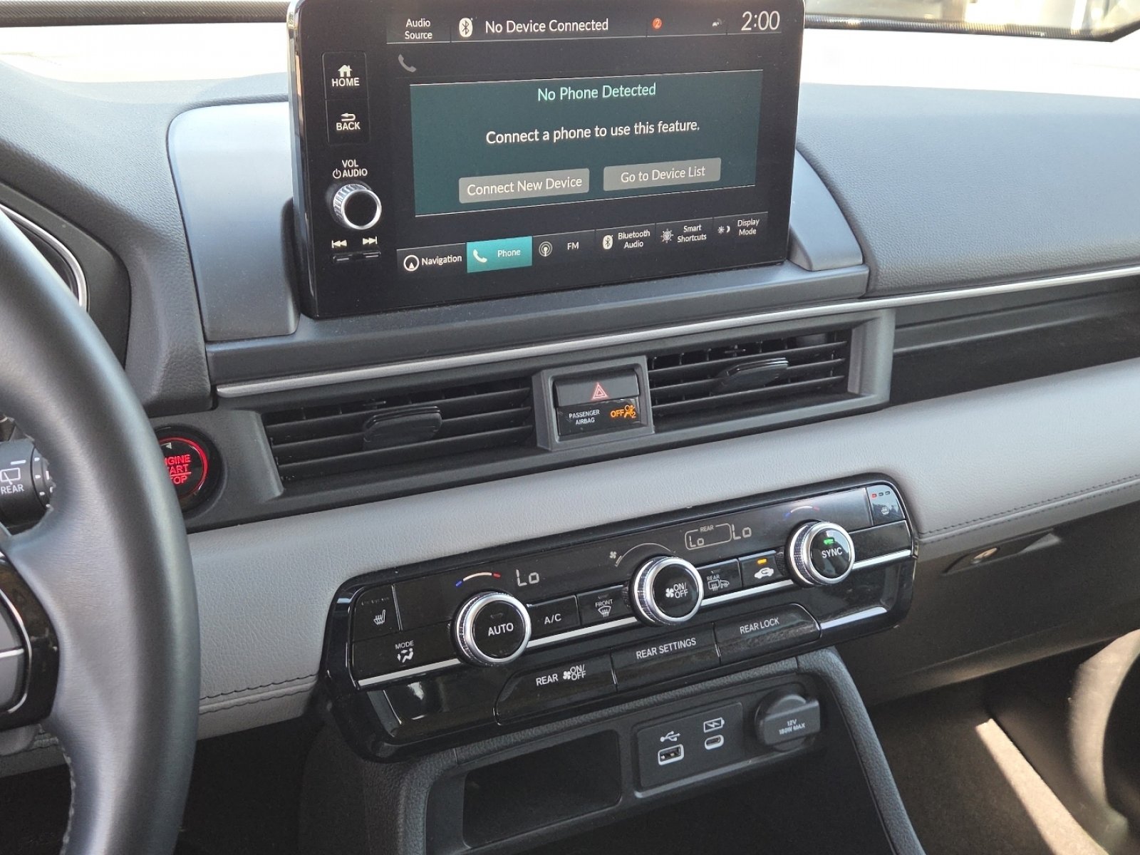 Used 2025 Honda Pilot Touring image 32