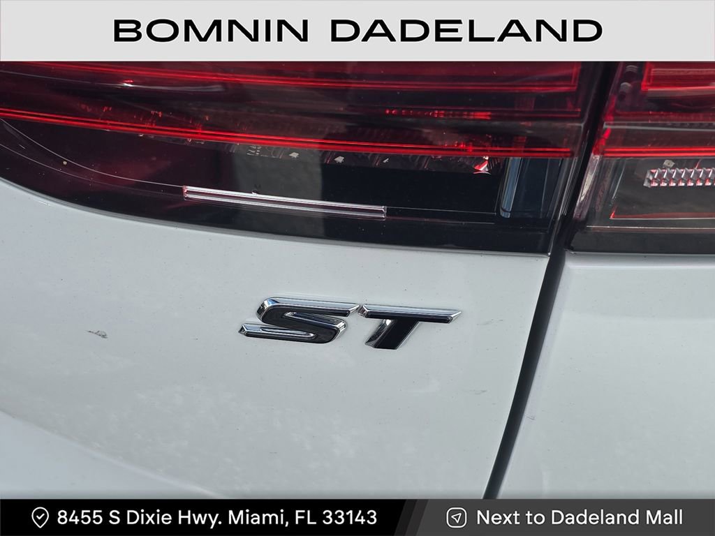 Used 2022 Buick Envision Preferred w/ Sport Touring Package image 5