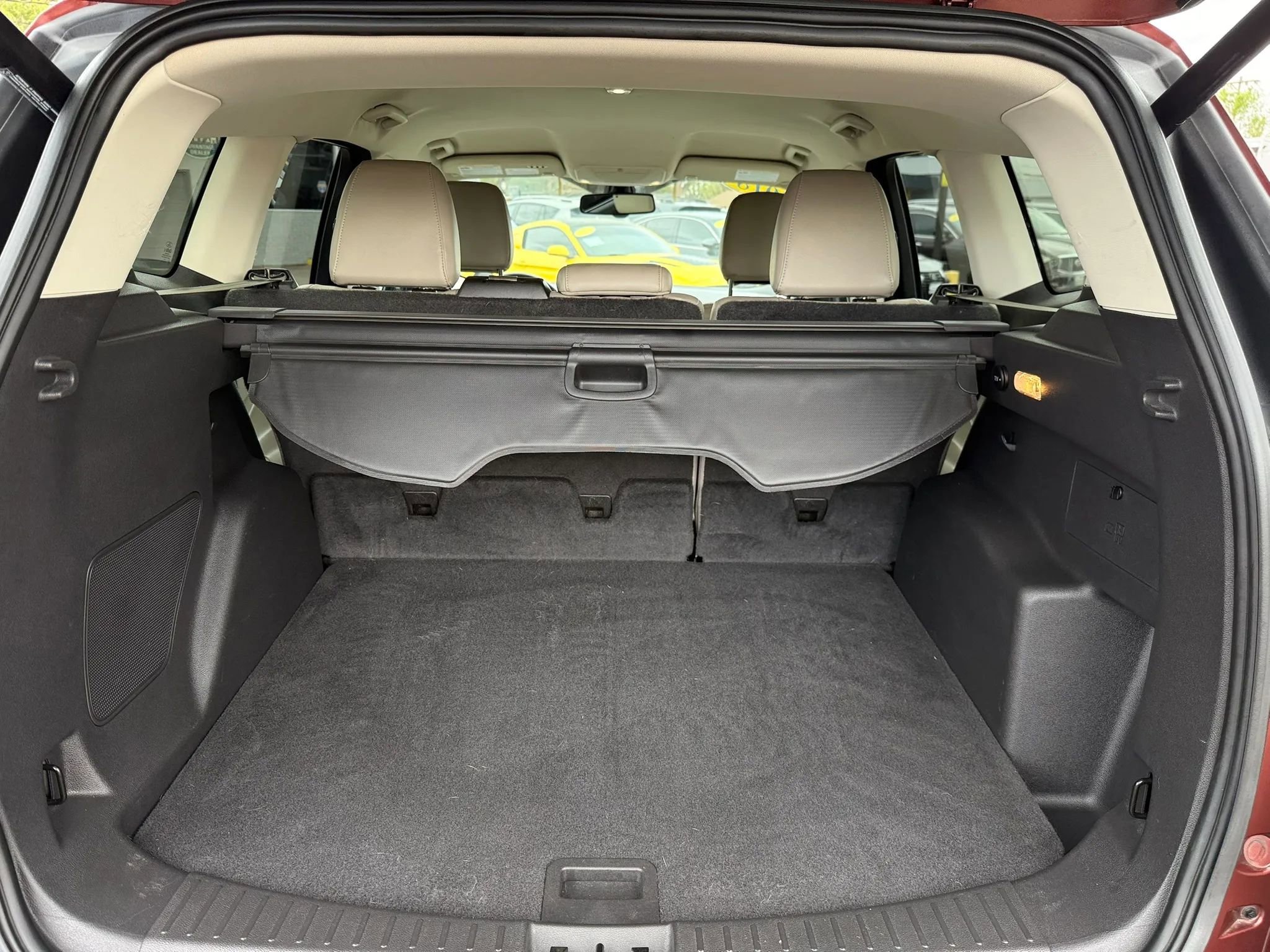 Used 2018 Ford Escape Titanium image 23