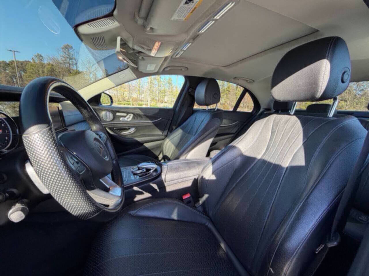 Used 2018 Mercedes-Benz E 300 4MATIC image 23